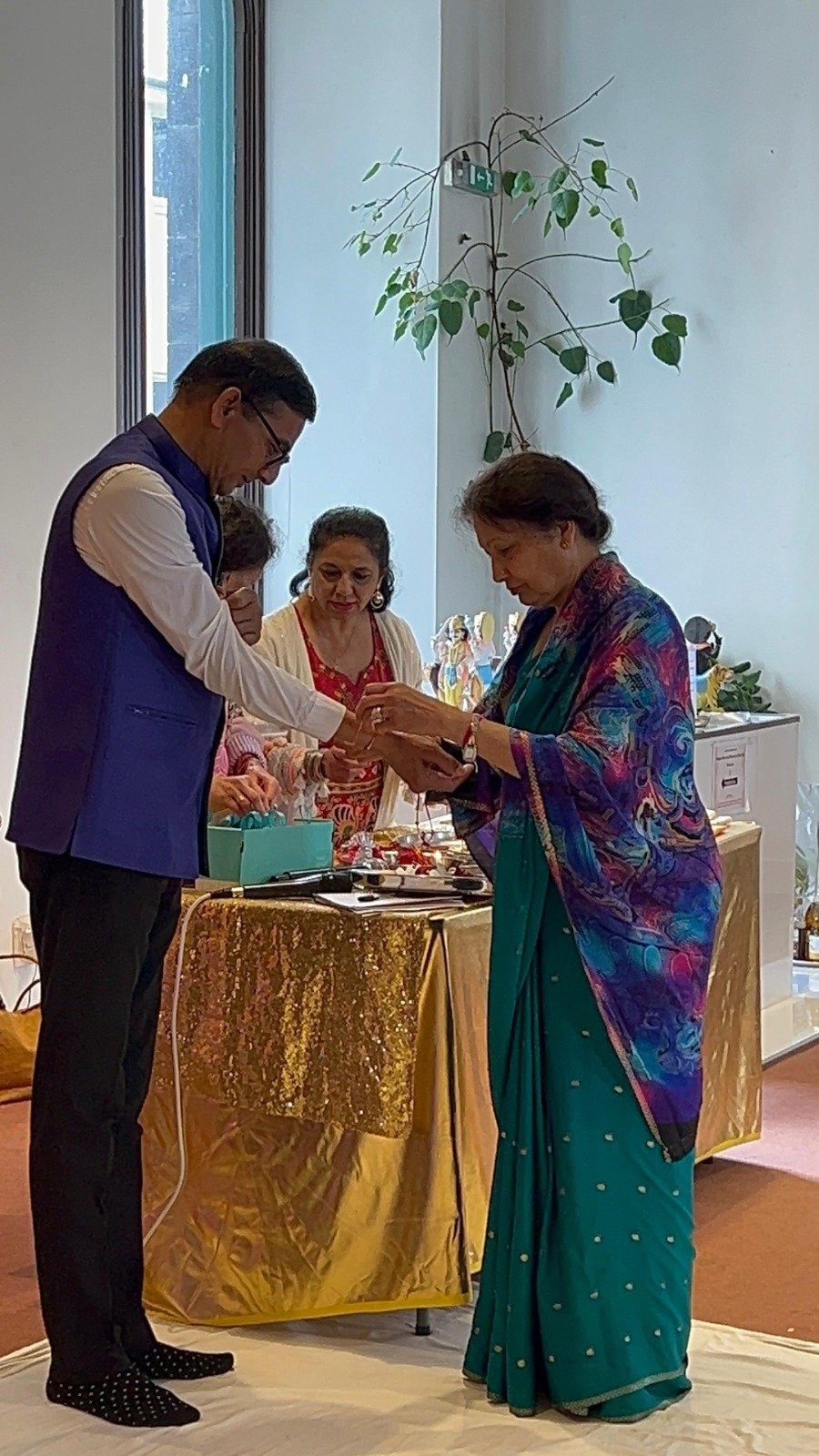 Consula attended the Raksha Bandhan celebration at Edinburgh Hindu Mandir.