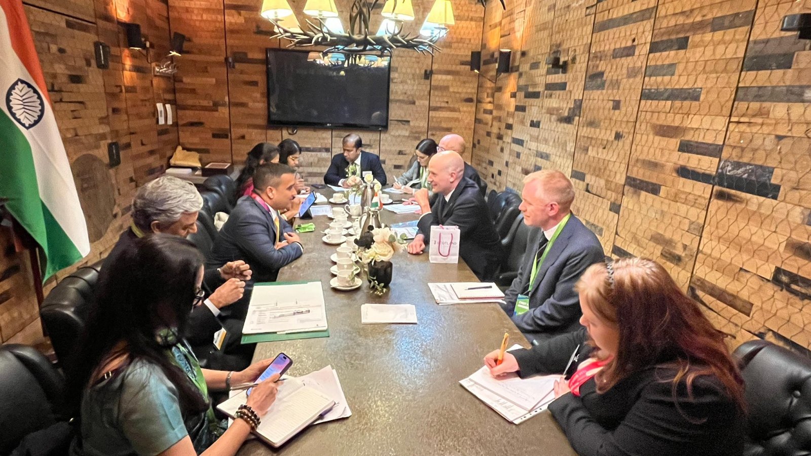 Hon’ble Deputy Chief Minister of Gujarat, Shri Harsh Sanghavi Shri. Harsh Sanghavi, met Cabinet Secretary for Economy, Tourism & Transport of Scotland Mr. Stephen Flynn.