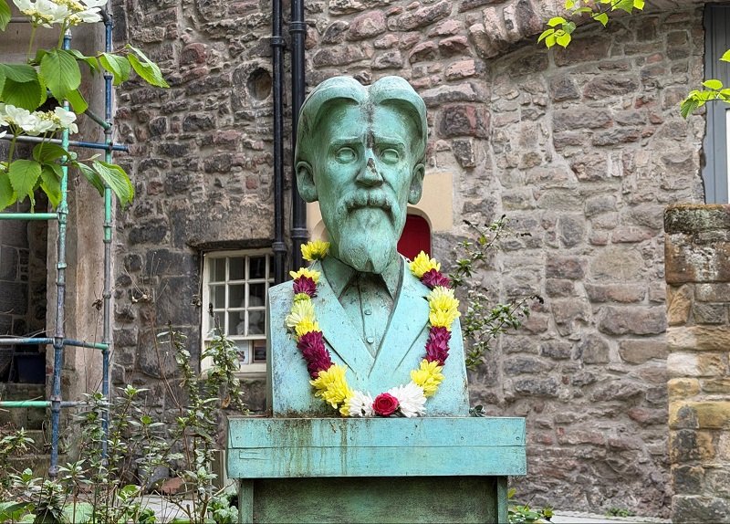 165th birth anniversary of Gurudev Rabindranath Tagore at Sandeman Garden, Royal Mile, Edinburgh.