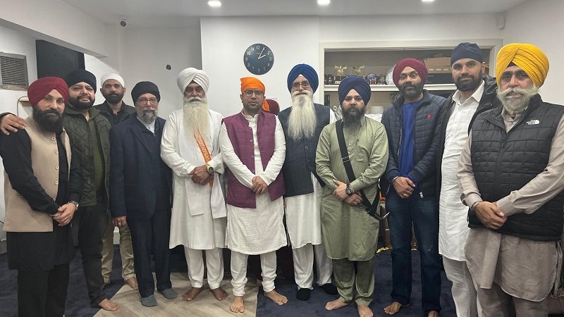 Consul General along with officials of the Consulate, visited the newly established Gurdwara Sri Guru Singh Sabha in Edinburgh.