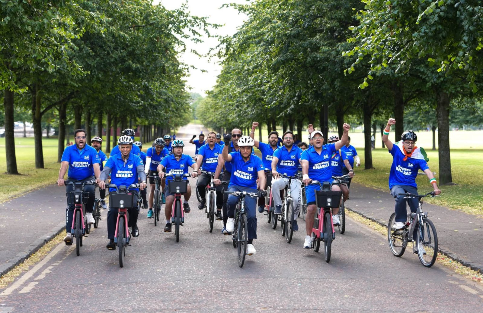 Hon'ble Minister Dr. Mansukh Mandaviya Leads Rally in Support of Team India participating in Commonwealth Games 2026 in Glasgow.