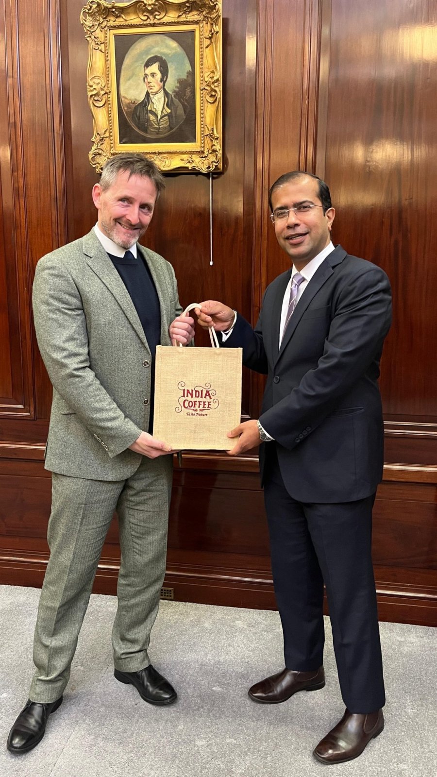 Consul General Discusses Opportunities for Enhanced Cooperation with Dumfries and Galloway Council