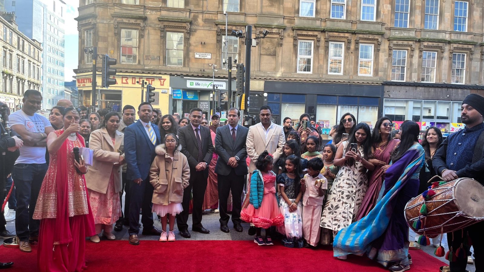 Consul General was happy to inaugurate the first branch of Saravanaa Bhavan in Scotland, located in Glasgow.