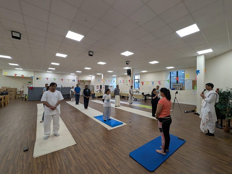 Vice Consul joined a vibrant yoga session at Edinburgh Hindu Mandir And Cultural Centre