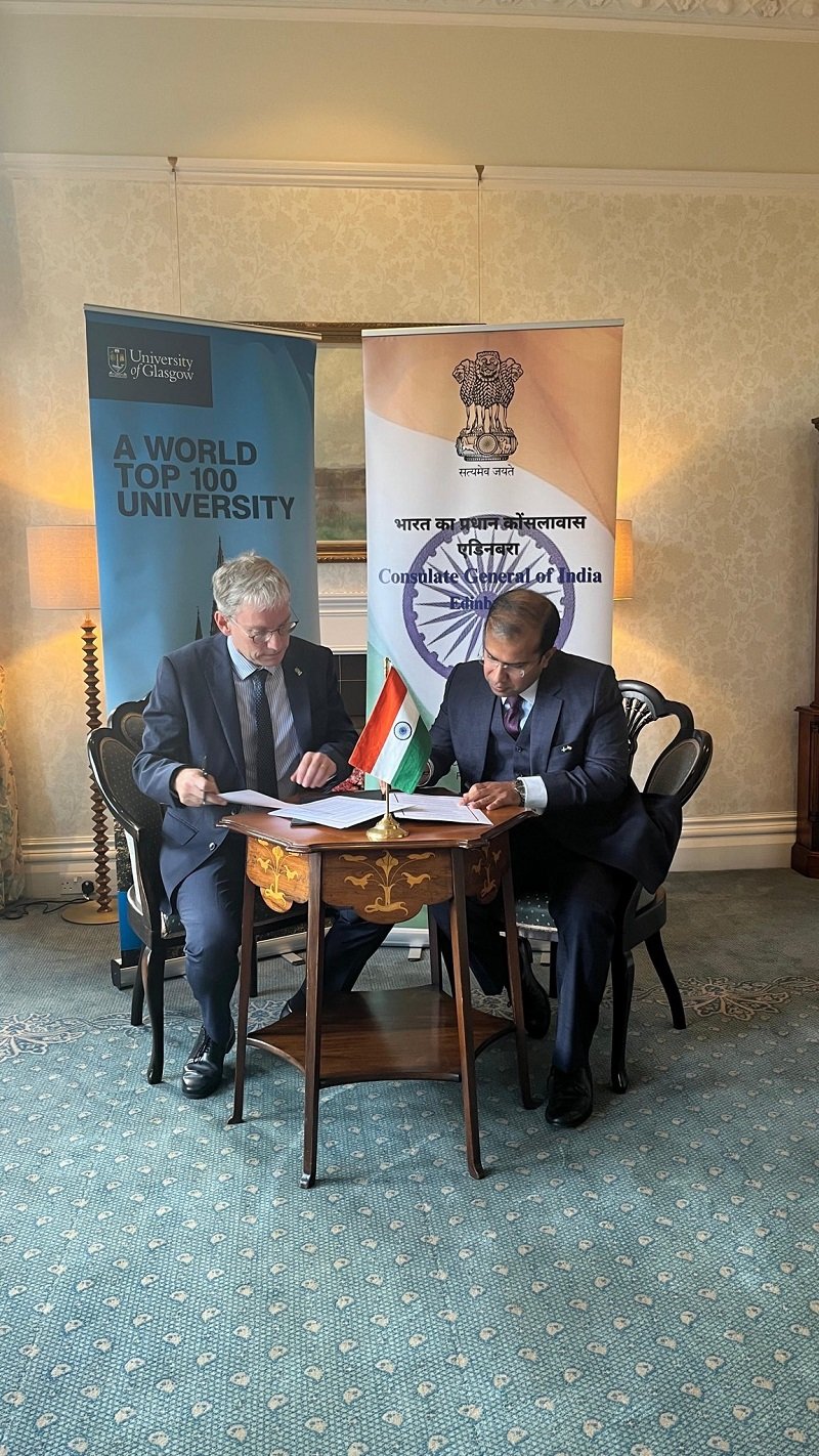 An MoU was signed between the Indian Council for Cultural Relations (ICCR) & the University of Glasgow on the establishment of the ICCR Chair of Indian Studies.