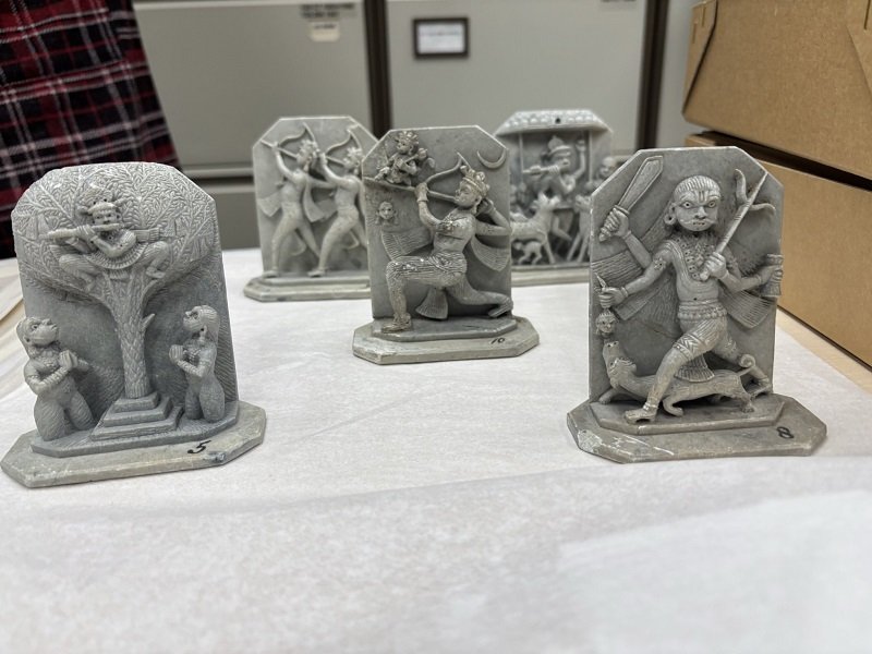 Consul General Visits Dumfries Museum; Highlights Historical and Cultural Links Between India and Scotland