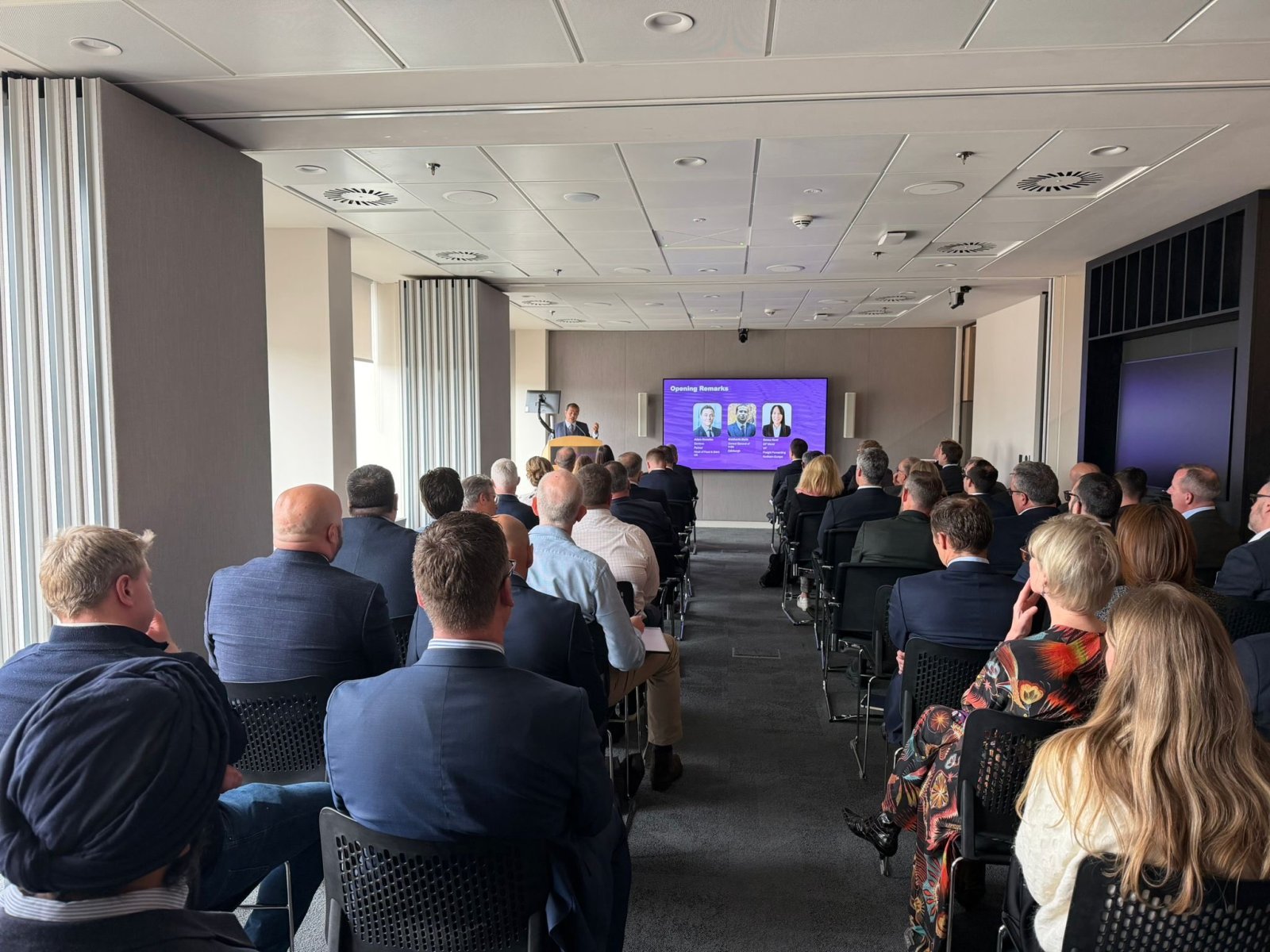 Consul General attended the event “Premium Beverages: Unlocking Opportunities from the UK–India FTA”, organised by The Scotsman, Dentons and DP World in Edinburgh.