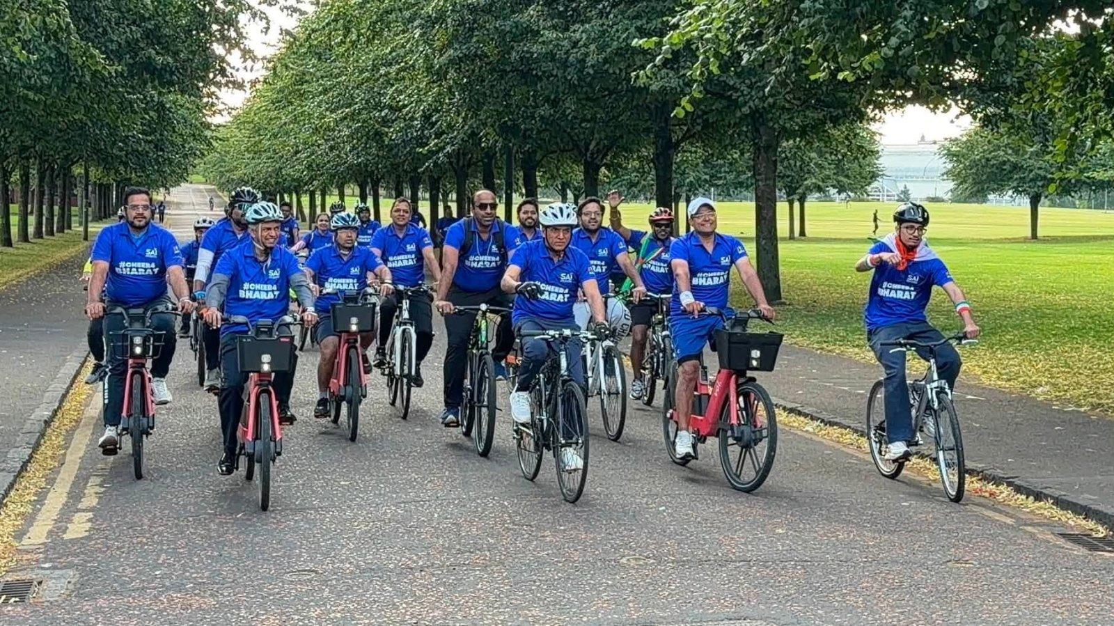 Hon'ble Minister Dr. Mansukh Mandaviya Leads Rally in Support of Team India participating in Commonwealth Games 2026 in Glasgow.