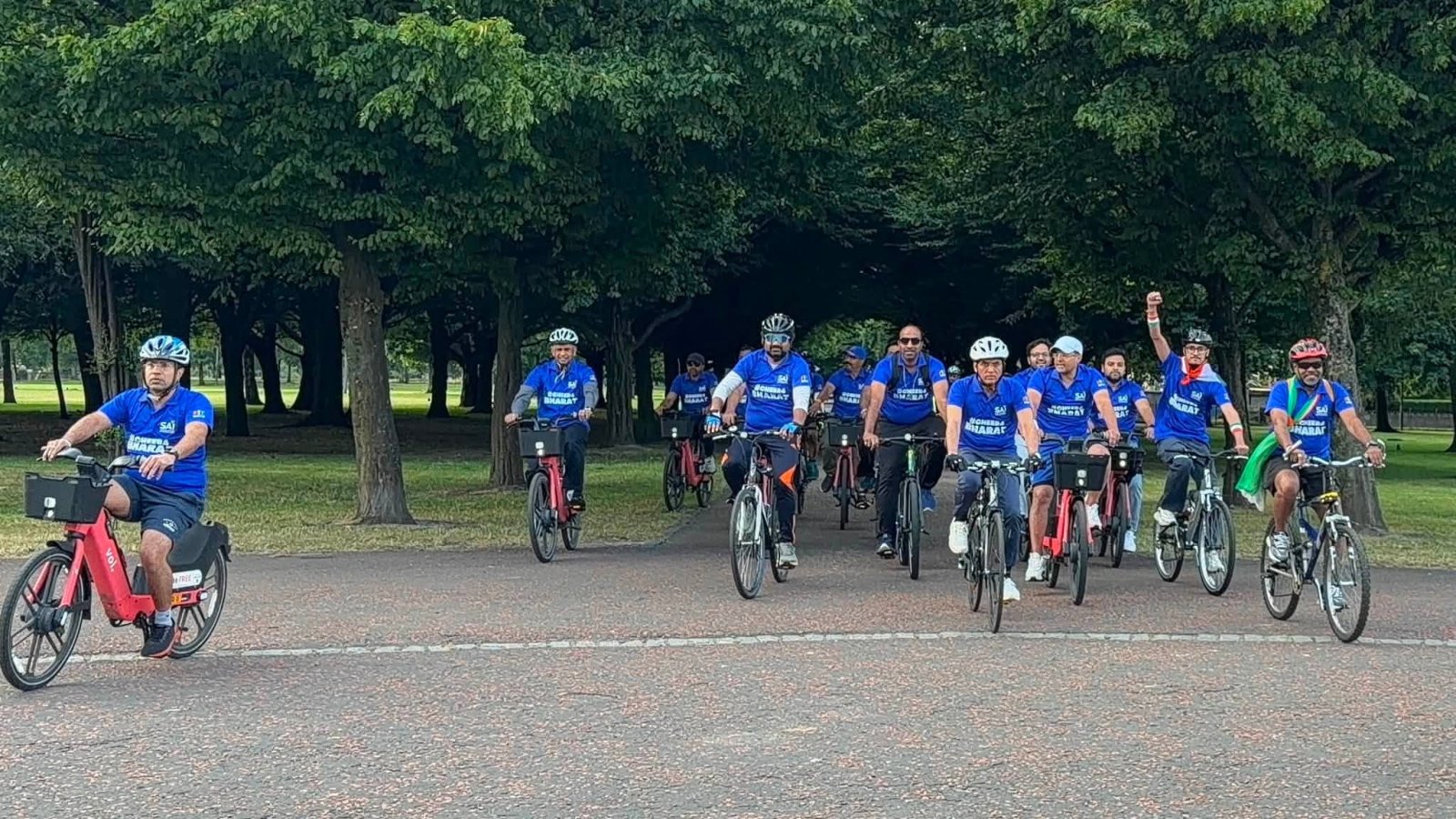 Hon'ble Minister Dr. Mansukh Mandaviya Leads Rally in Support of Team India participating in Commonwealth Games 2026 in Glasgow.