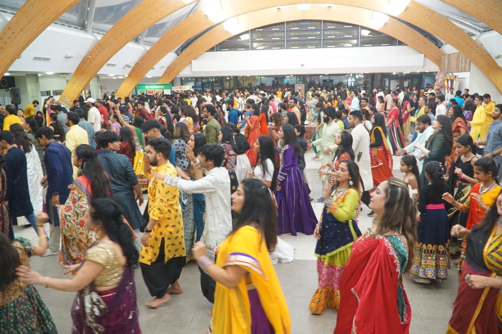 Consul General was honoured to join the community members in the Aarti ceremony during the Navratri celebrations in Edinburgh.