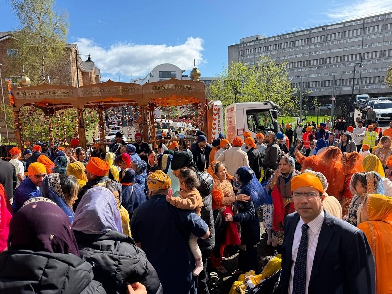 CG joined the Baisakhi celebrations and the vibrant Nagar Kirtan procession at the Edinburgh Gurdwara