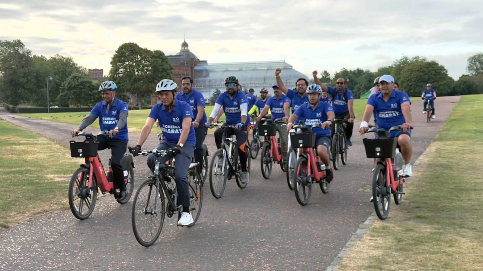 Hon'ble Minister Dr. Mansukh Mandaviya Leads Rally in Support of Team India participating in Commonwealth Games 2026 in Glasgow.
