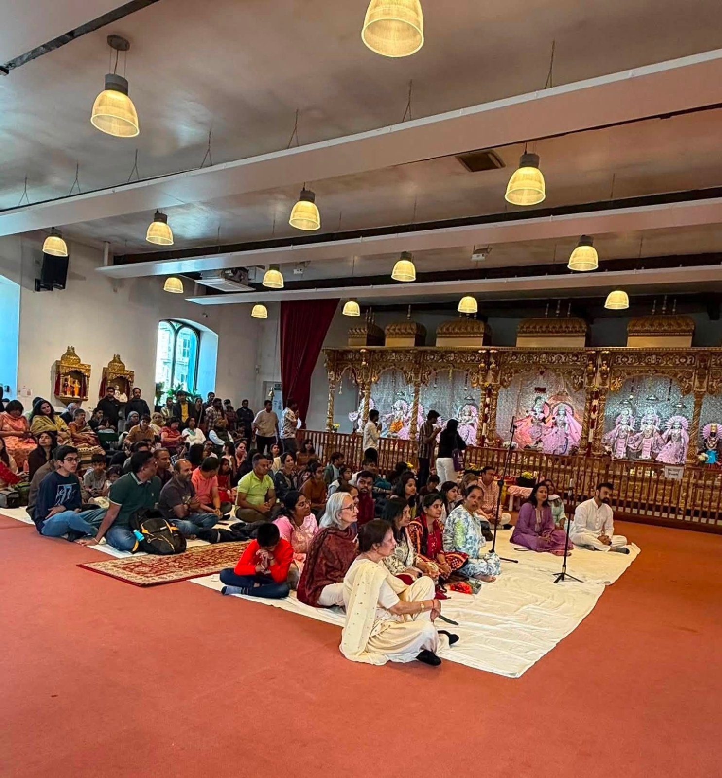 Odissi classical dance performance by Guru Vidushi Kavita Dwibedi and her disciple Shilpi Dhara at the Edinburgh Hindu Mandir & Cultural Centre