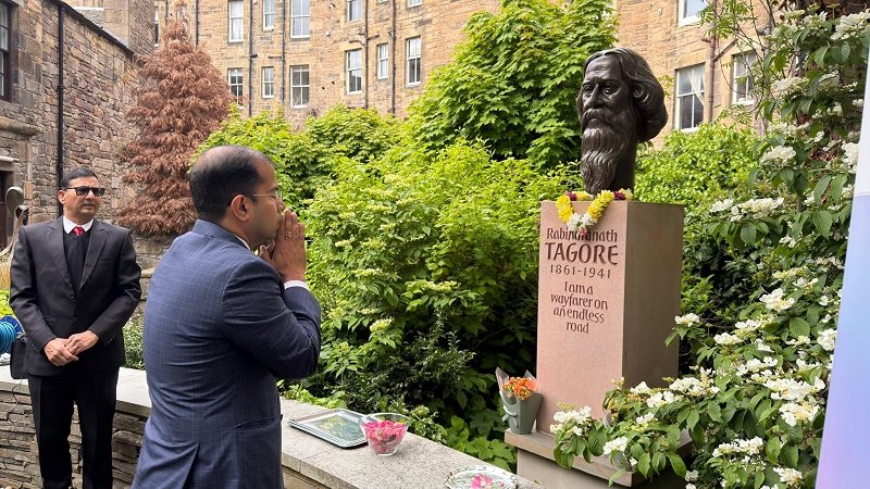 165th birth anniversary of Gurudev Rabindranath Tagore at Sandeman Garden, Royal Mile, Edinburgh.