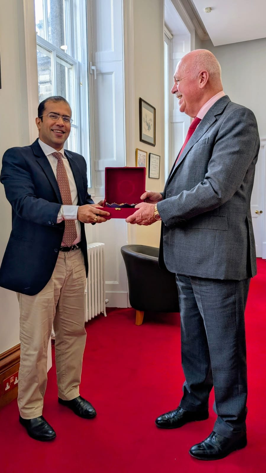 Consul General was honoured to meet the Lord President of the Court of Session of Scotland, Rt Hon Lord Pentland.