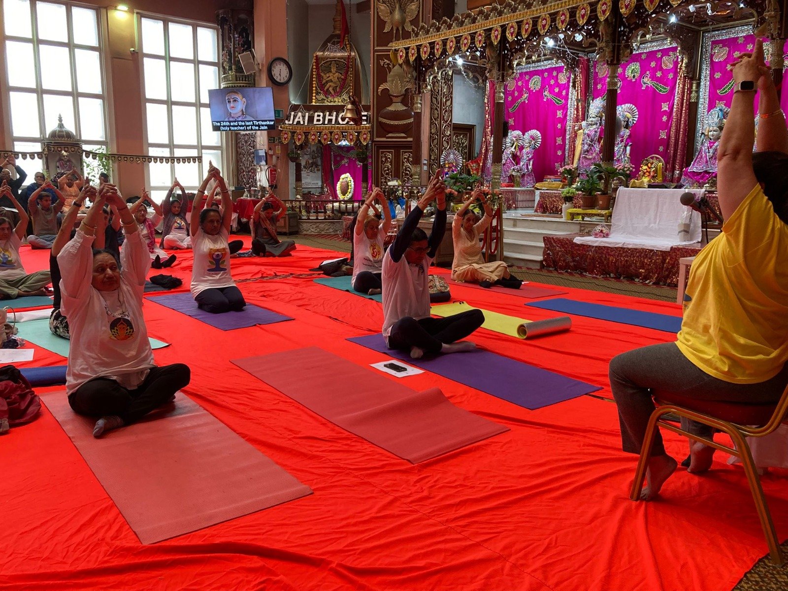 Consul & Vice Consul joined the Yoga events in Hindu Mandir & Mother Earth Temple, Glasgow.